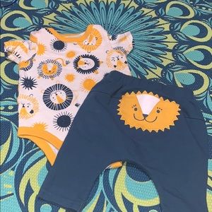 A two piece for baby’s